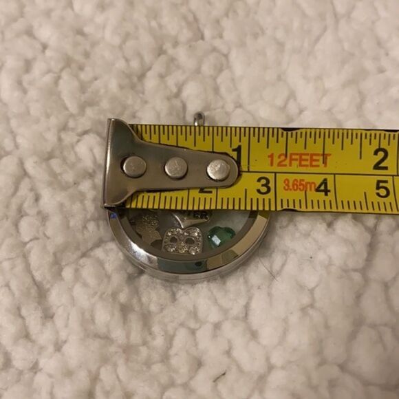 Origami Owl lock with charms paw infinity sister - Picture 7 of 8